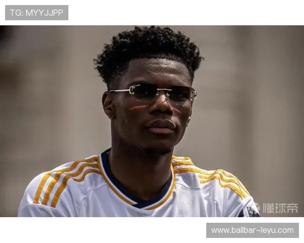 楚阿梅尼状态回升！法国中场核心再成焦点