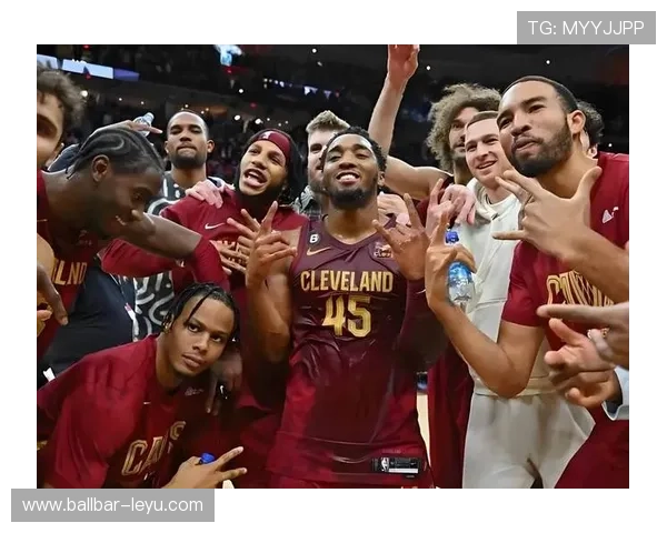 狼队阵容调整引关注，新赛季备战展现新气象