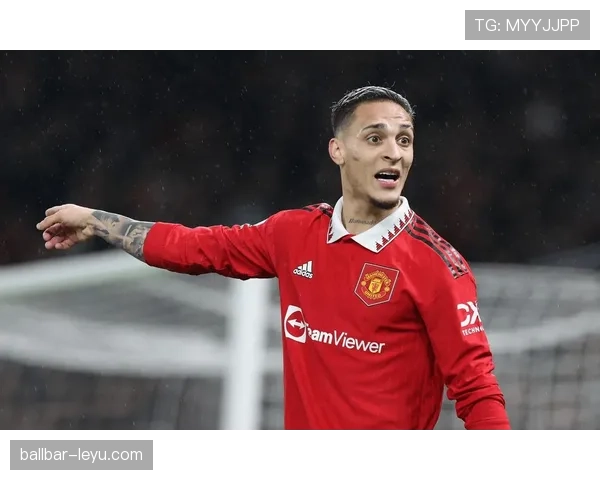 安东尼闪耀阿贾克斯，助球队强势领跑荷甲积分榜