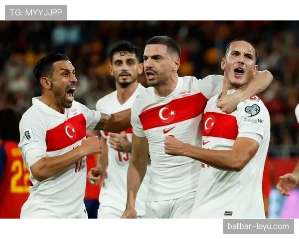 土耳其足球新星闪耀赛场,青年才俊引国际瞩目 土耳其足球新星闪耀赛场,青年才俊引国际瞩目