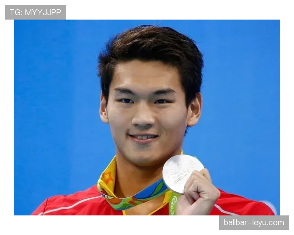 徐嘉余一天不喝这东西，训练结束秒变“人渣”？这画风我看懵了！